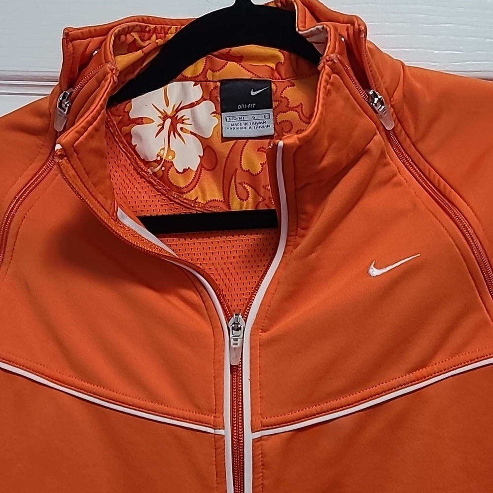 Nike Track Jacket Orange Full Zip Gym Warm Up Dri Fit Cropped LARGE - Picture 9 of 9